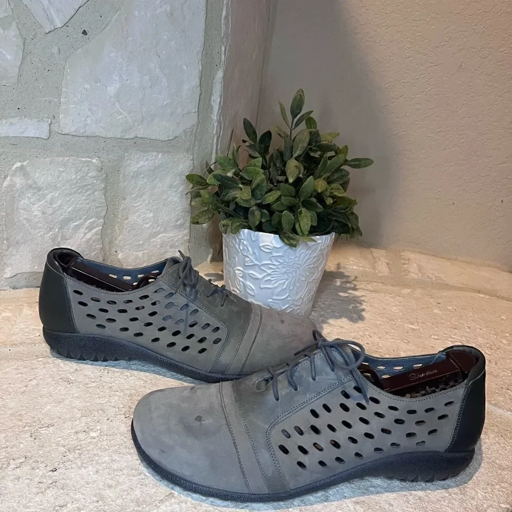 Naot noat grey
